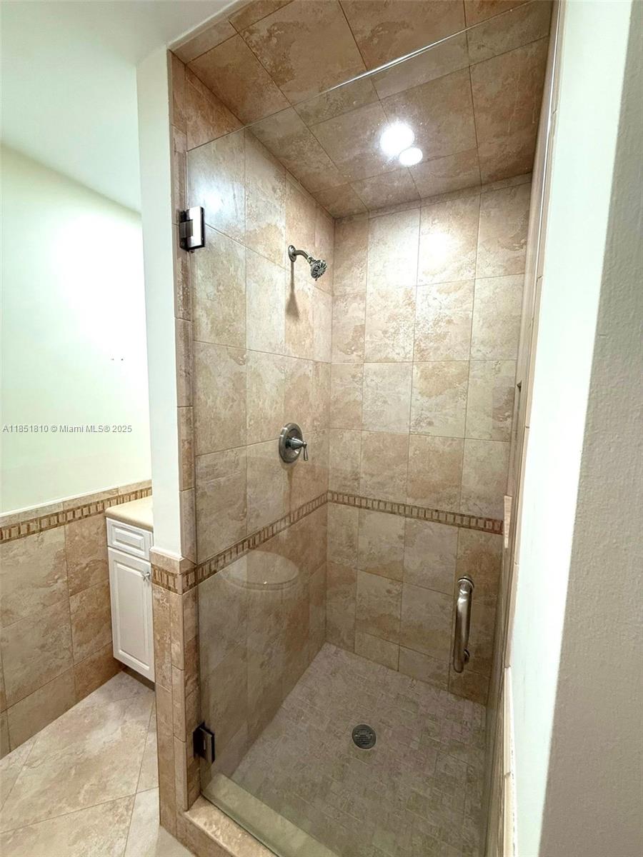 CEDAR POINTE CONDO - Residential