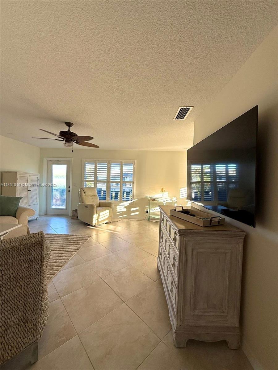 CEDAR POINTE CONDO - Residential