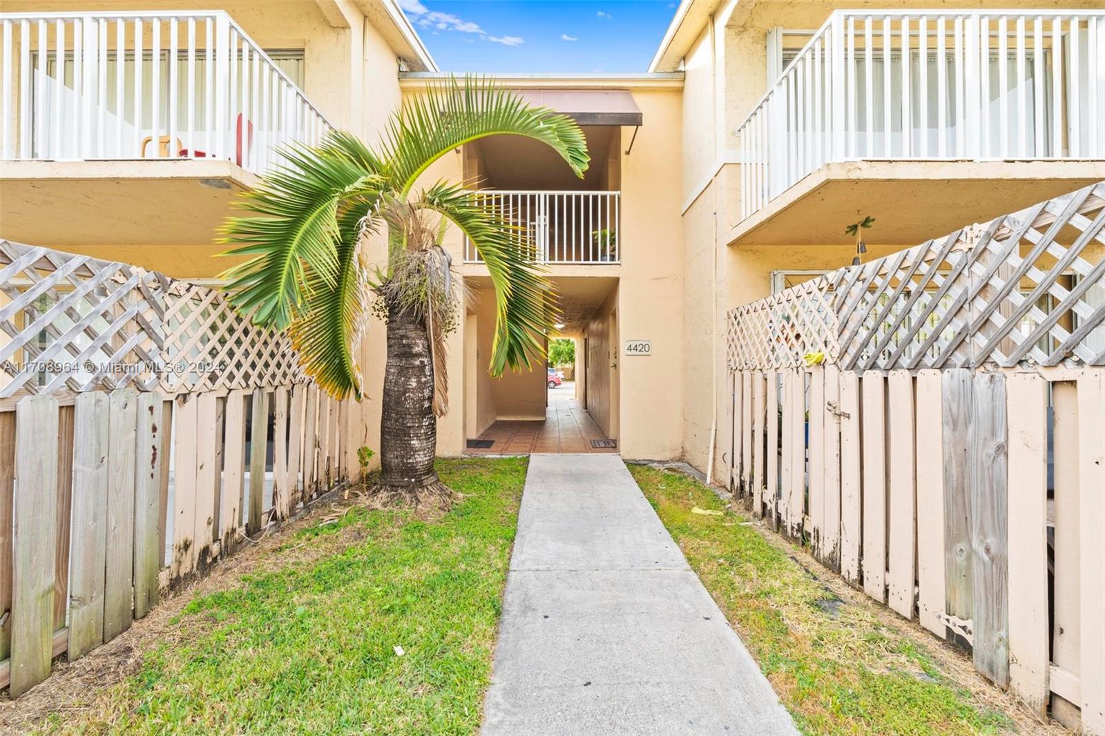DORAL GARDENS CONDO - Residential
