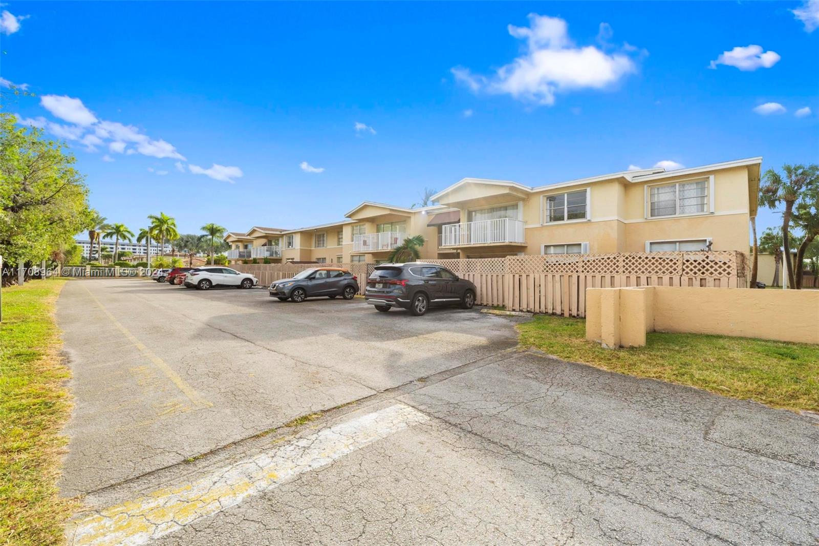 DORAL GARDENS CONDO - Residential