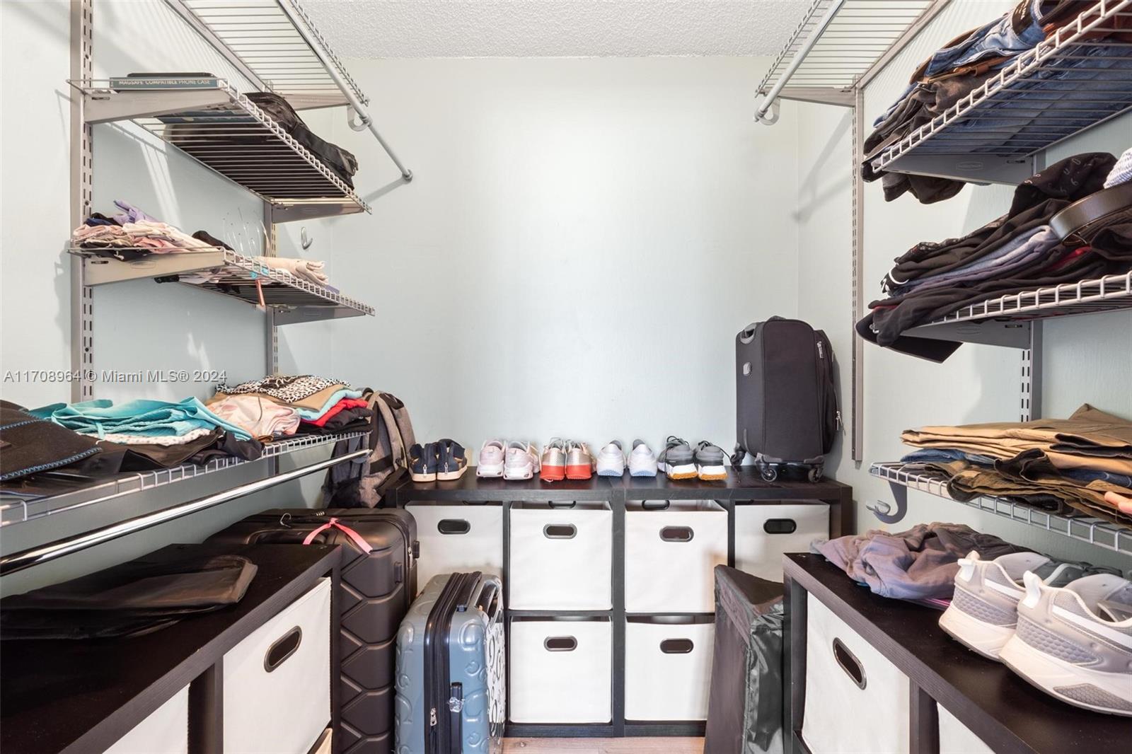 DORAL GARDENS CONDO - Residential