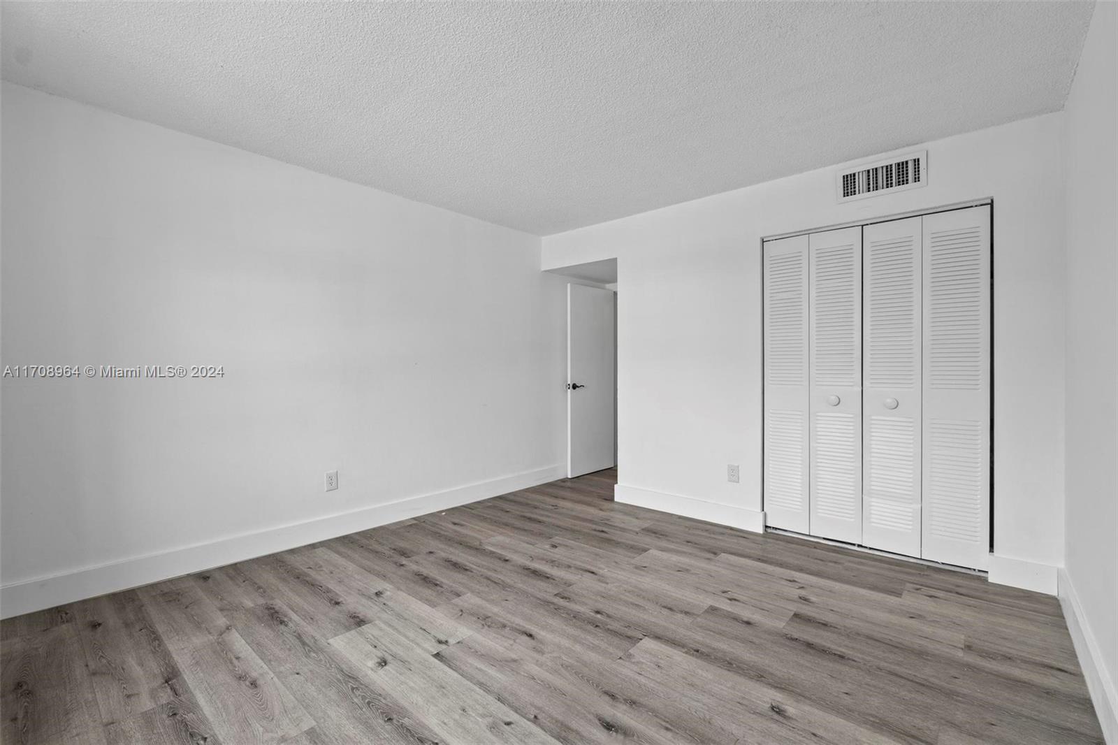 DORAL GARDENS CONDO - Residential