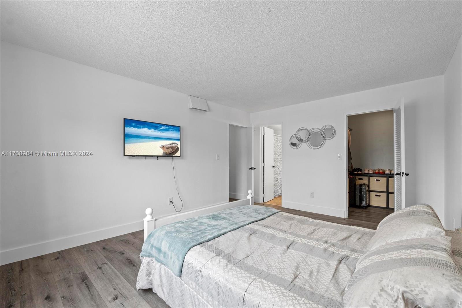 DORAL GARDENS CONDO - Residential