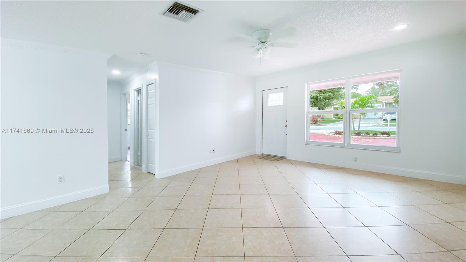 SANDALFOOT COVE SEC 7 AND - Residential Lease