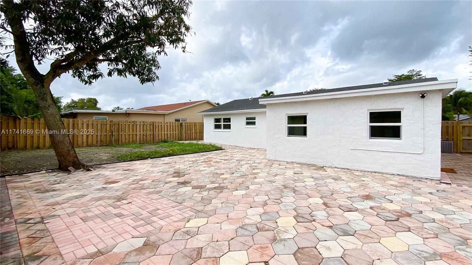 SANDALFOOT COVE SEC 7 AND - Residential Lease