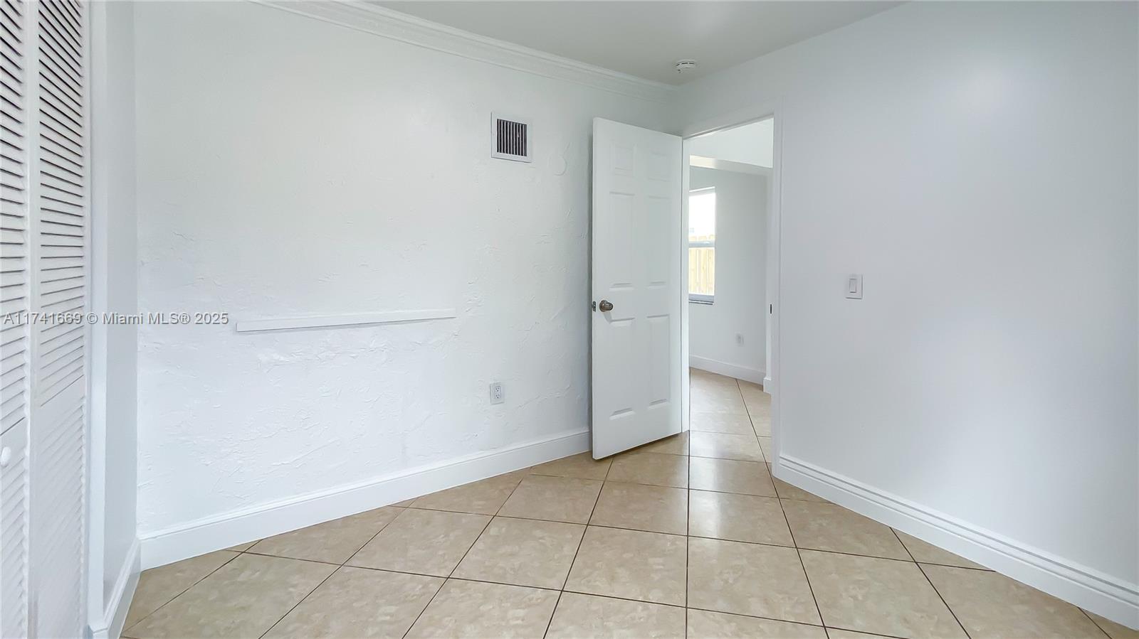 SANDALFOOT COVE SEC 7 AND - Residential Lease