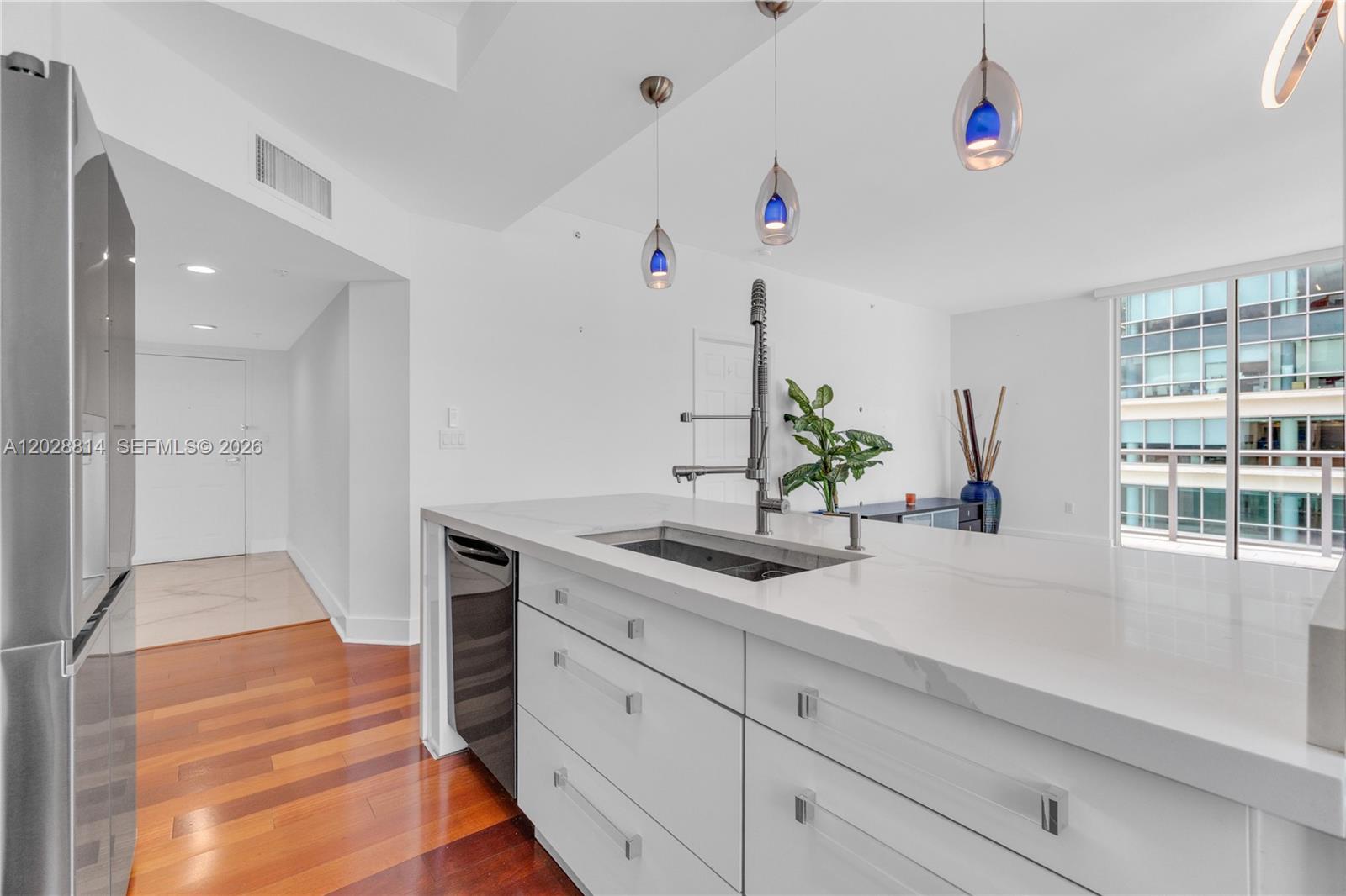 THE MARK ON BRICKELL COND - Residential Lease