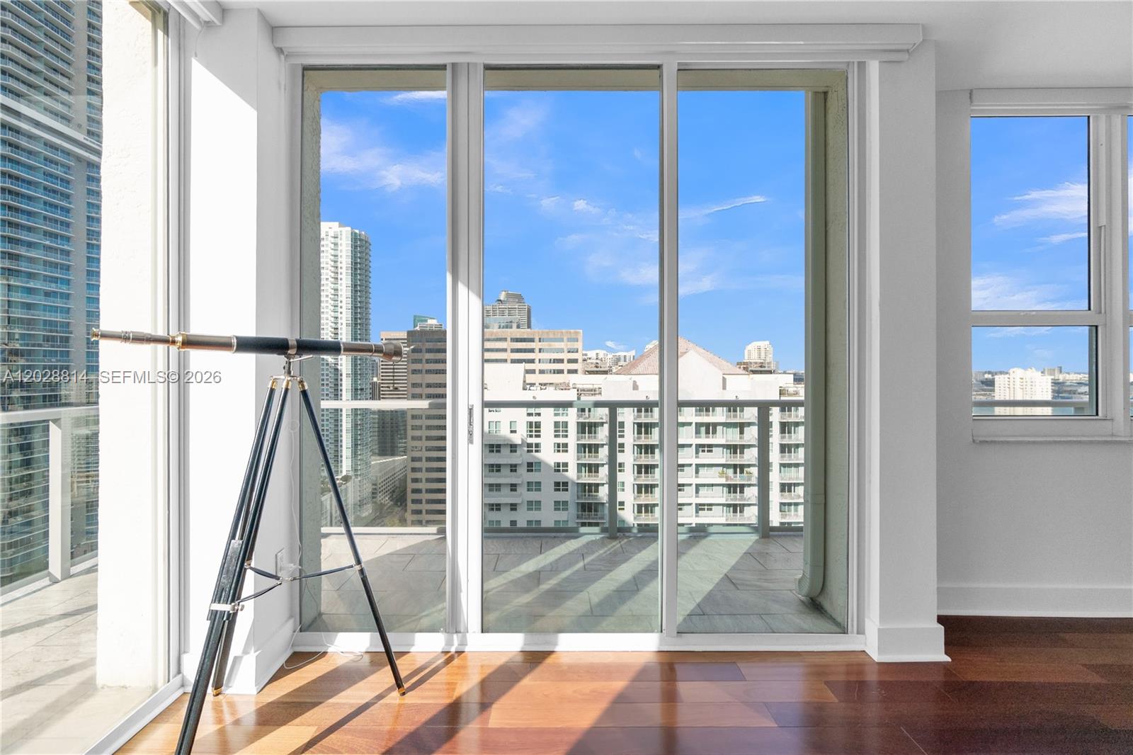 THE MARK ON BRICKELL COND - Residential Lease