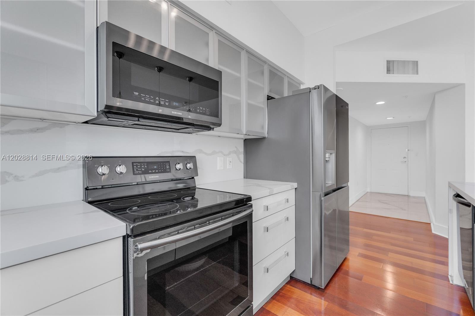 THE MARK ON BRICKELL COND - Residential Lease