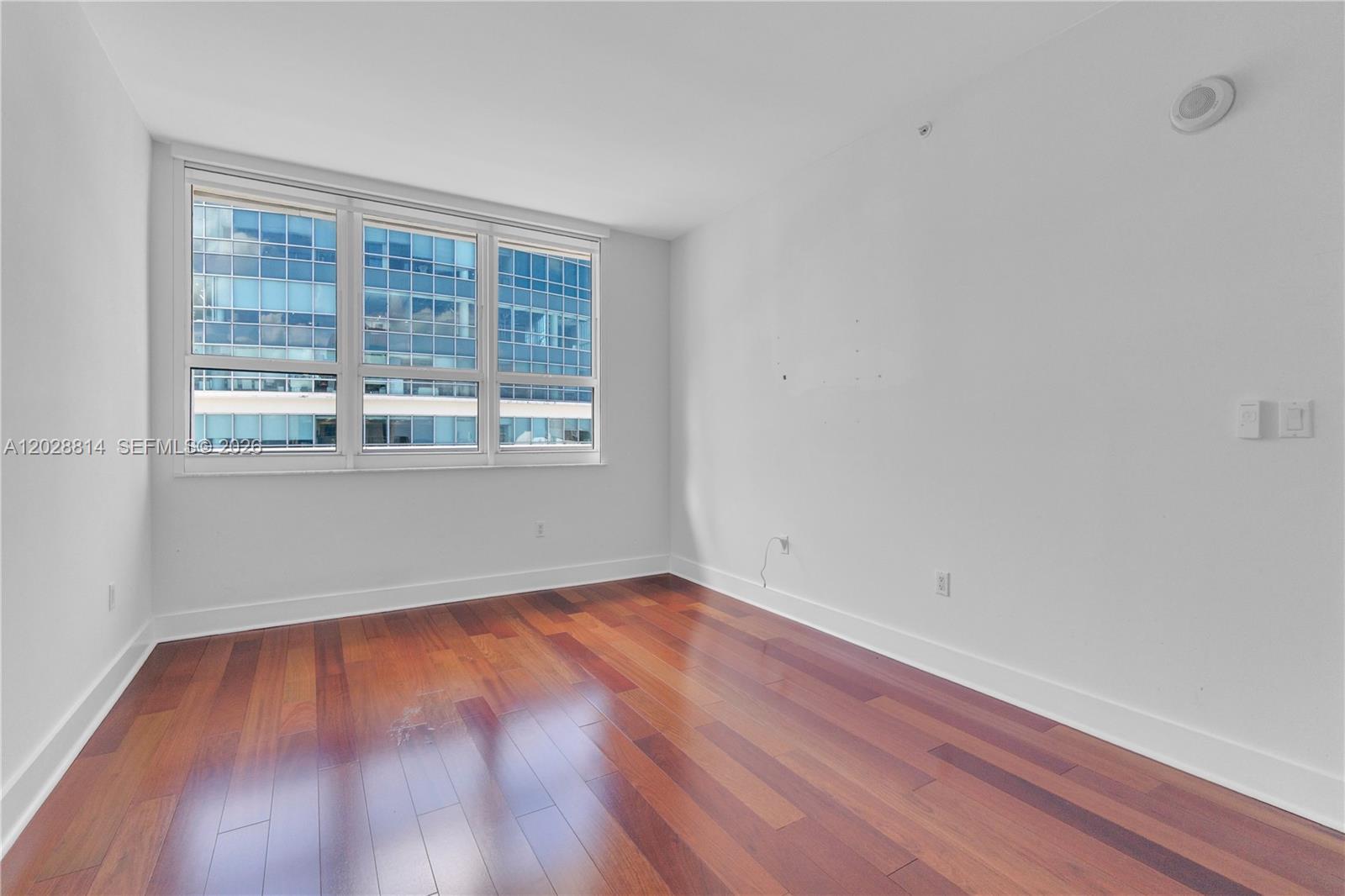 THE MARK ON BRICKELL COND - Residential Lease