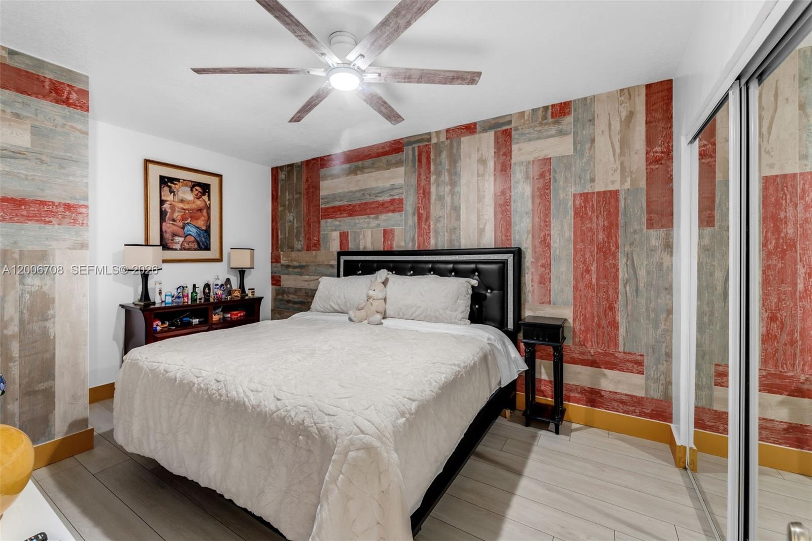 GRAPELAND HEIGHTS - Residential