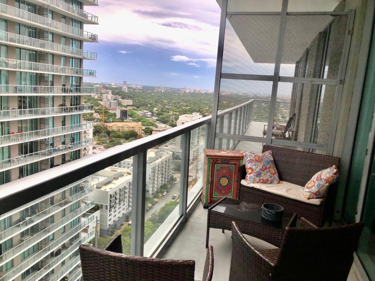 THE AXIS ON BRICKELL II C - Residential Lease