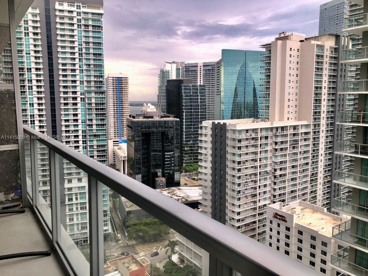 THE AXIS ON BRICKELL II C - Residential Lease