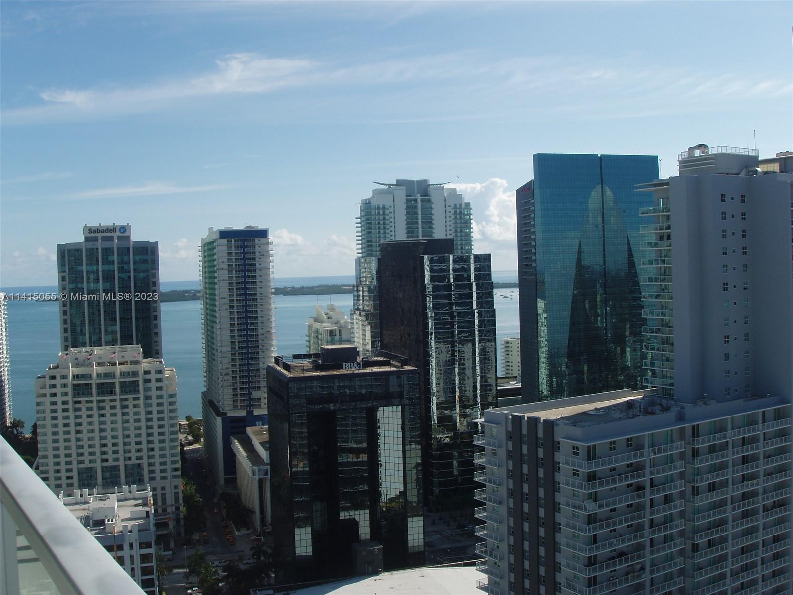 THE AXIS ON BRICKELL II C - Residential Lease