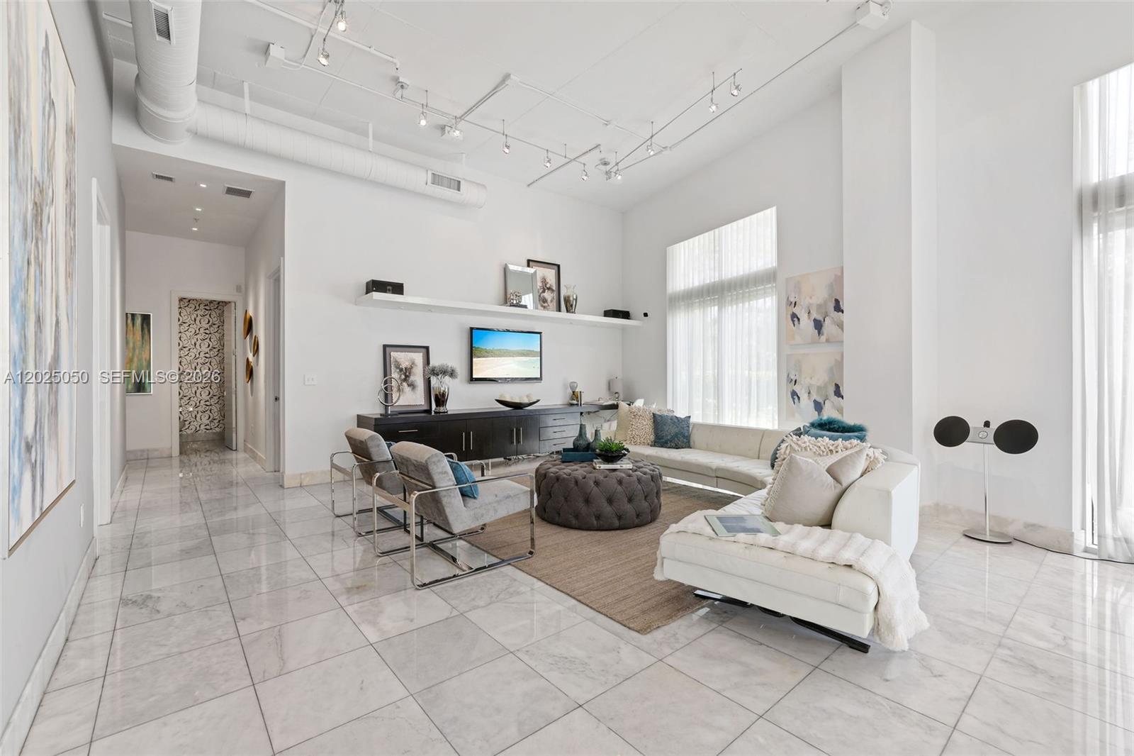 THE MERIDIAN CONDO - Residential