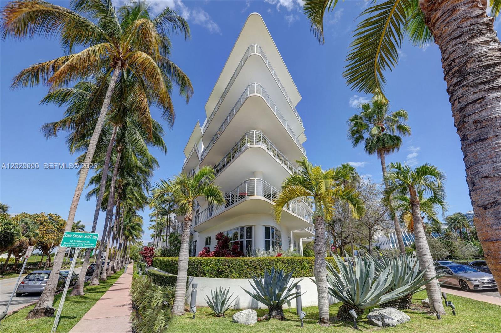 THE MERIDIAN CONDO - Residential