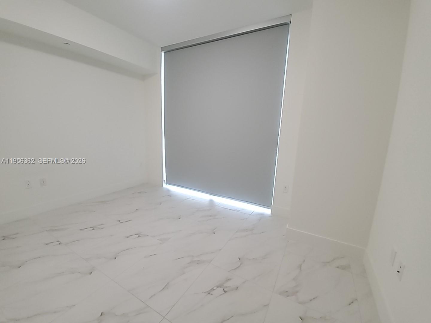 METROPICA NORTH TOWER ONE - Residential