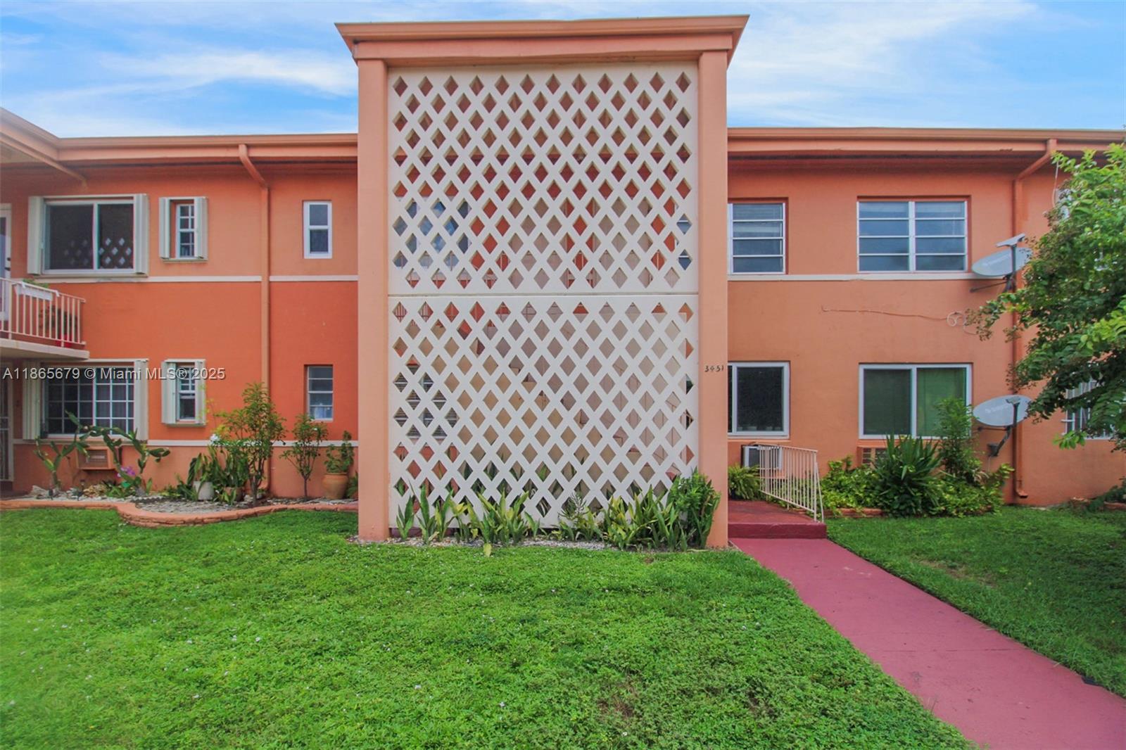 CORAL GARDENS CONDO BLDG - Residential