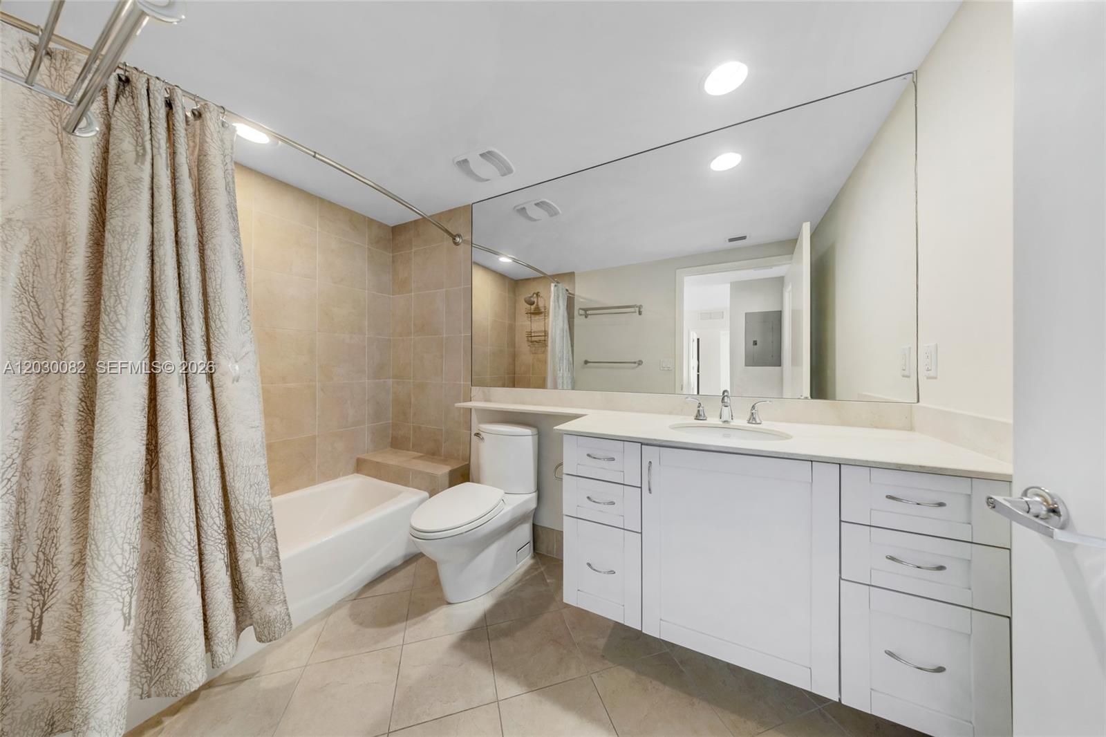 SAPPHIRE FORT LAUDERDALE - Residential
