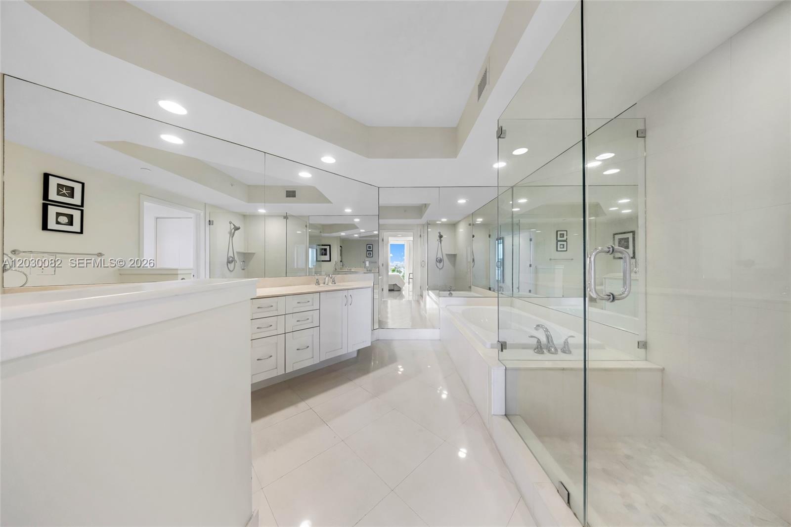 SAPPHIRE FORT LAUDERDALE - Residential