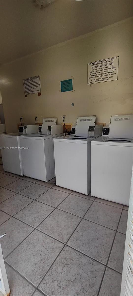 NEW WORLD CONDO APTS IV - Residential Lease
