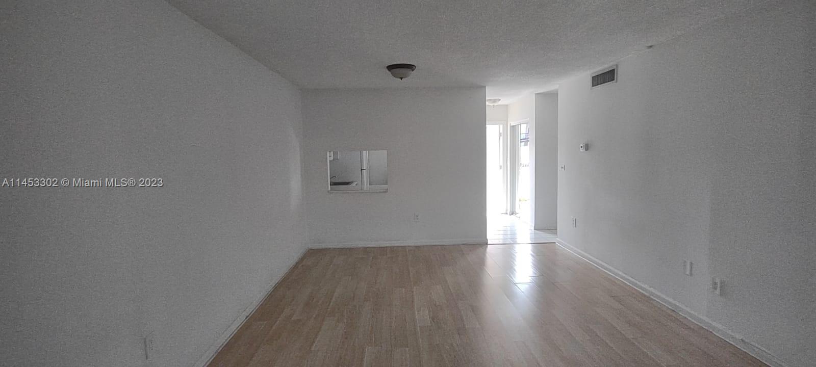 NEW WORLD CONDO APTS IV - Residential Lease