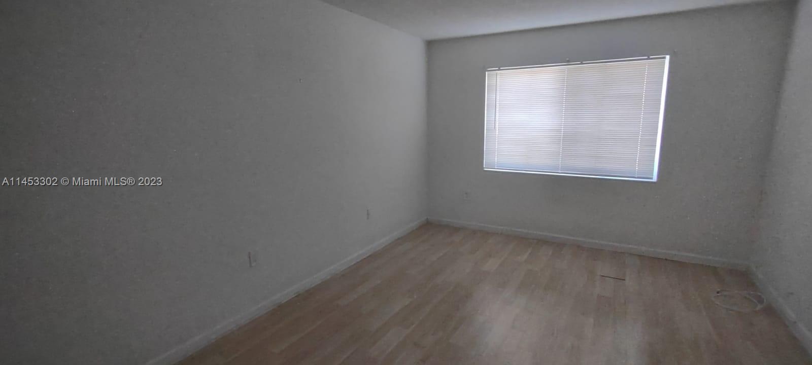 NEW WORLD CONDO APTS IV - Residential Lease