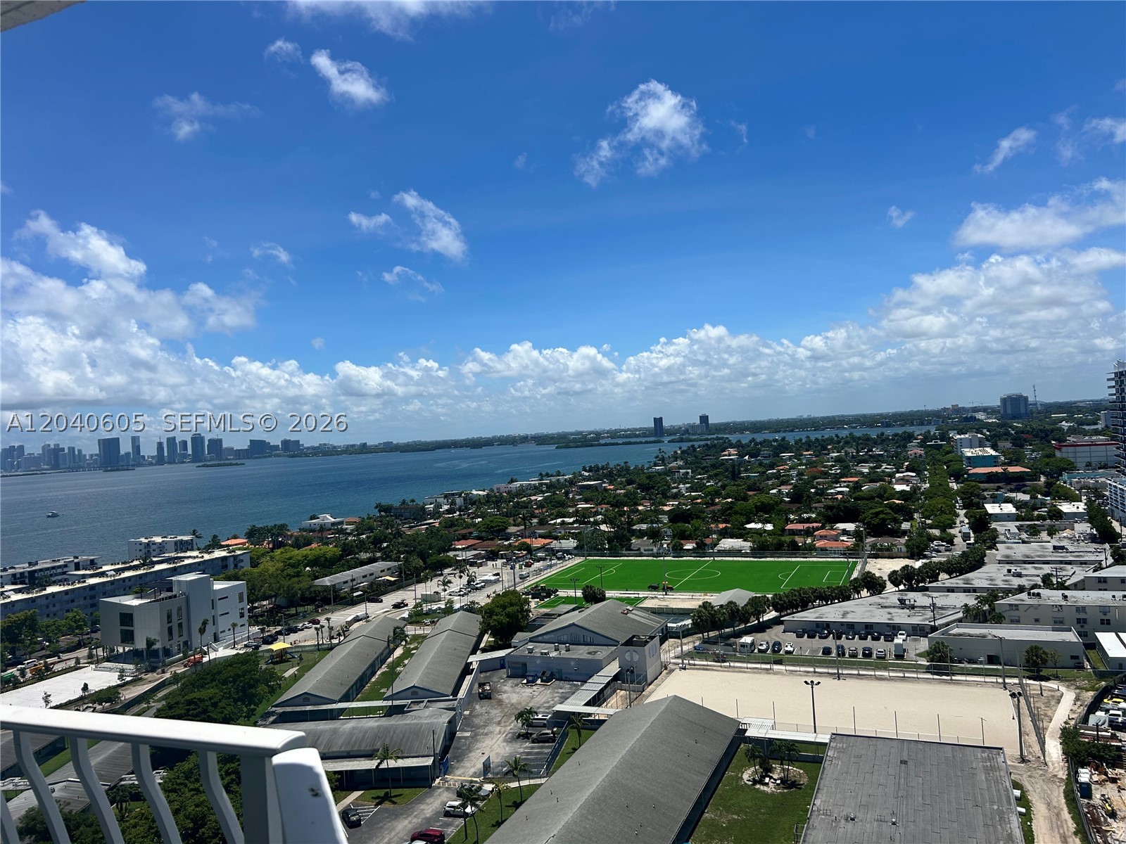 THE GRANDVIEW PALACE COND - Residential