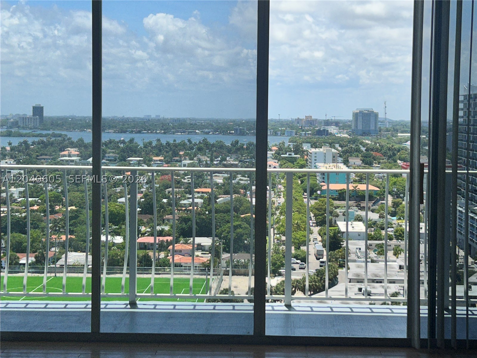 THE GRANDVIEW PALACE COND - Residential