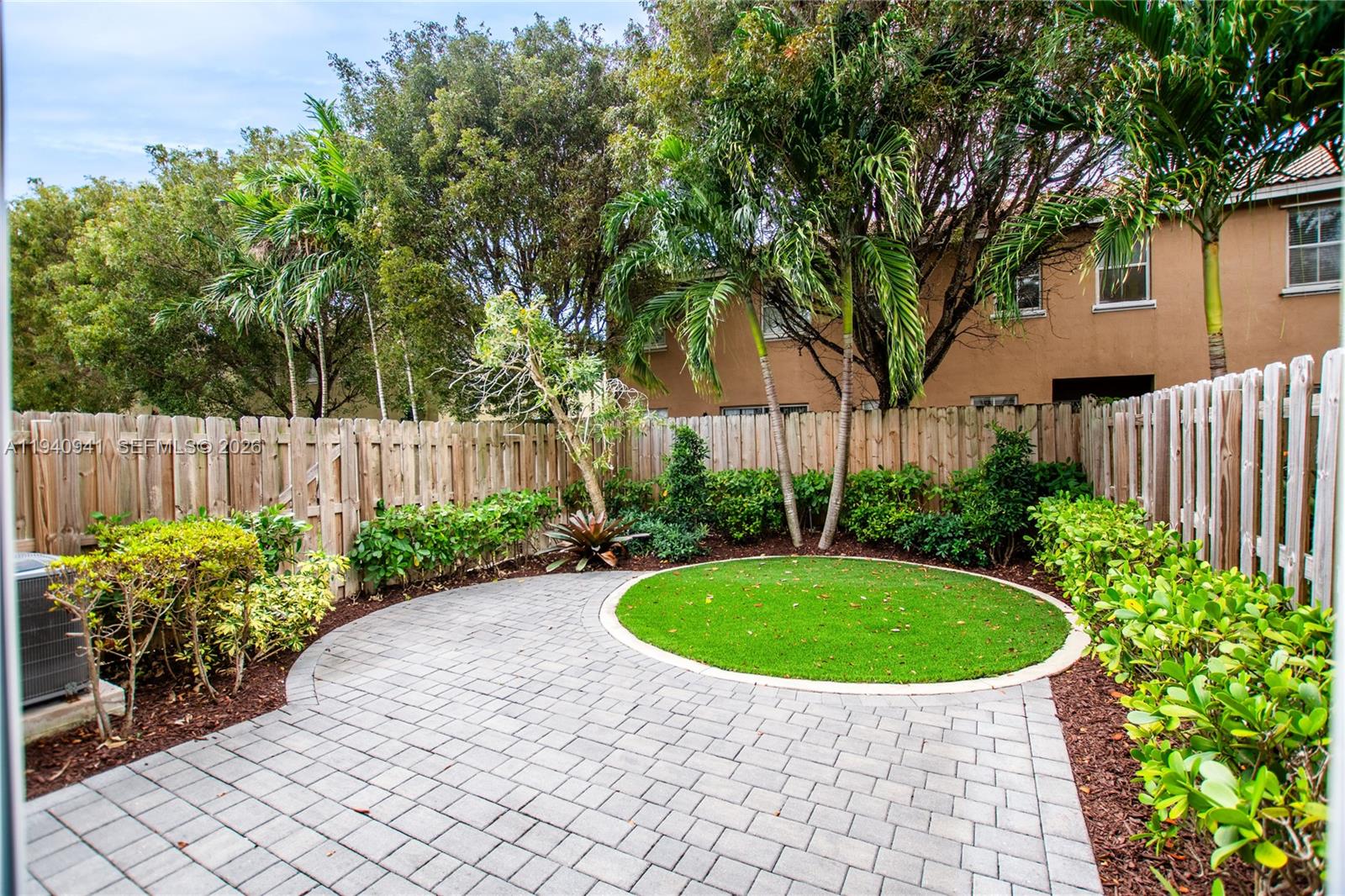 KEYS GATE RESIDENTIAL - Residential Lease