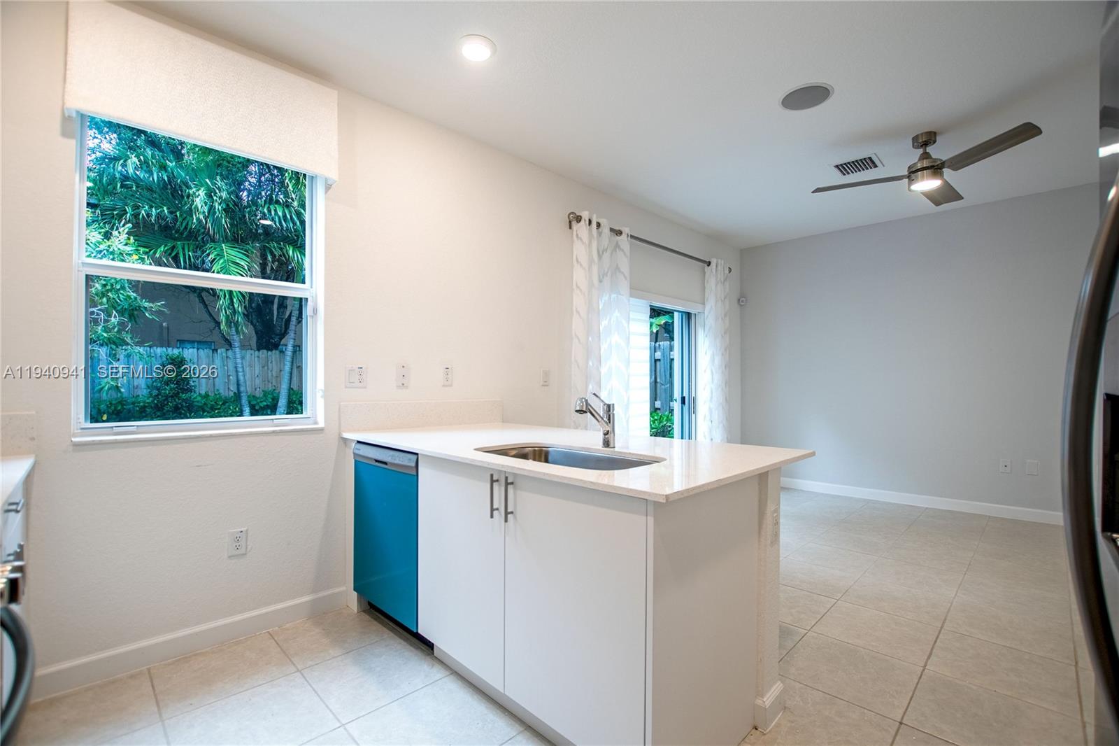 KEYS GATE RESIDENTIAL - Residential Lease