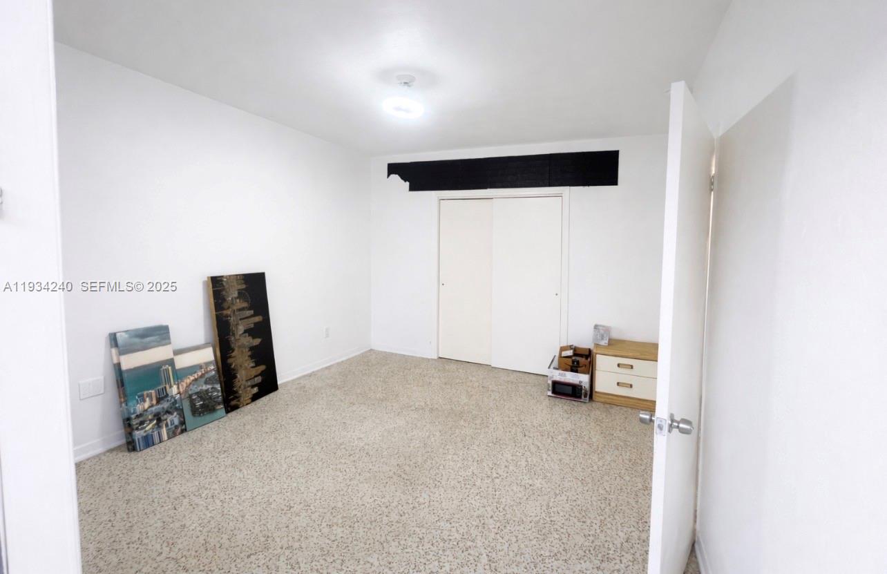 COLLINGWOOD - Residential Income