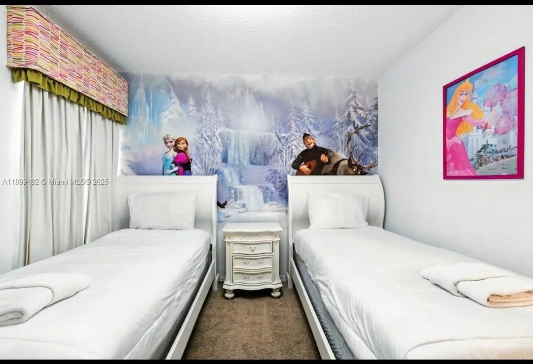 EMERALD ISLAND RESORT - Residential