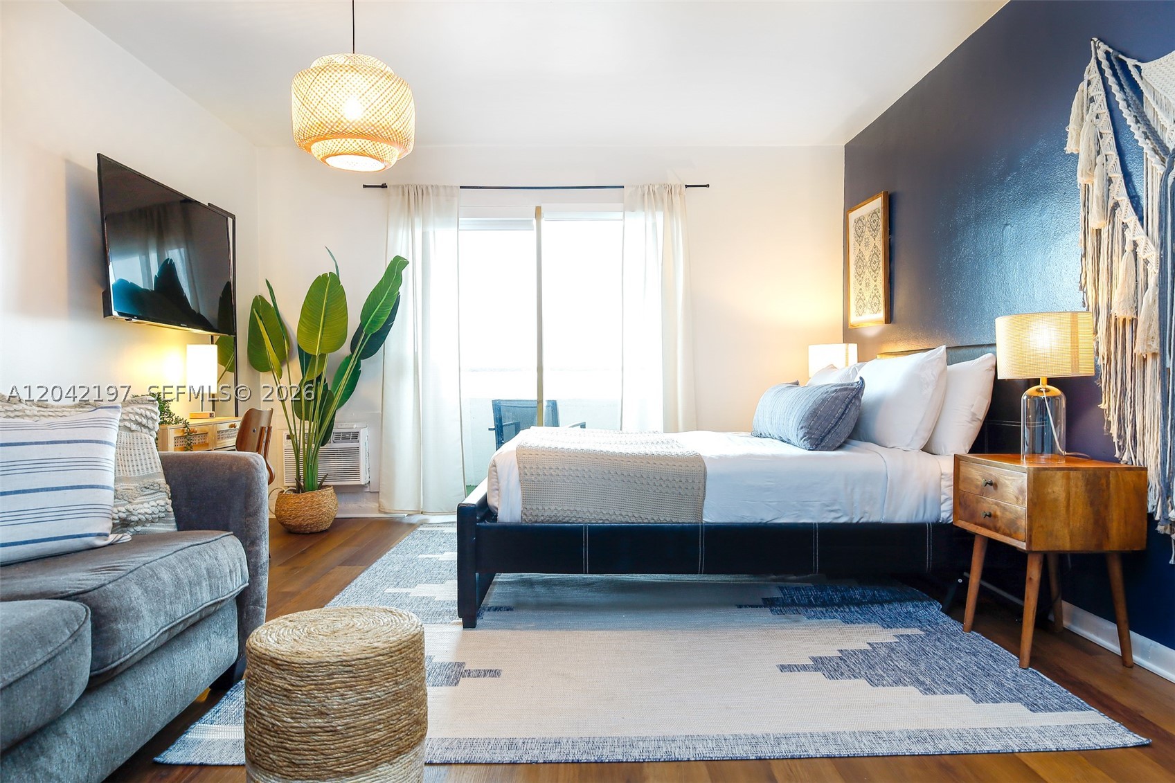 BAYSHORE YACHT & TENNIS C - Residential