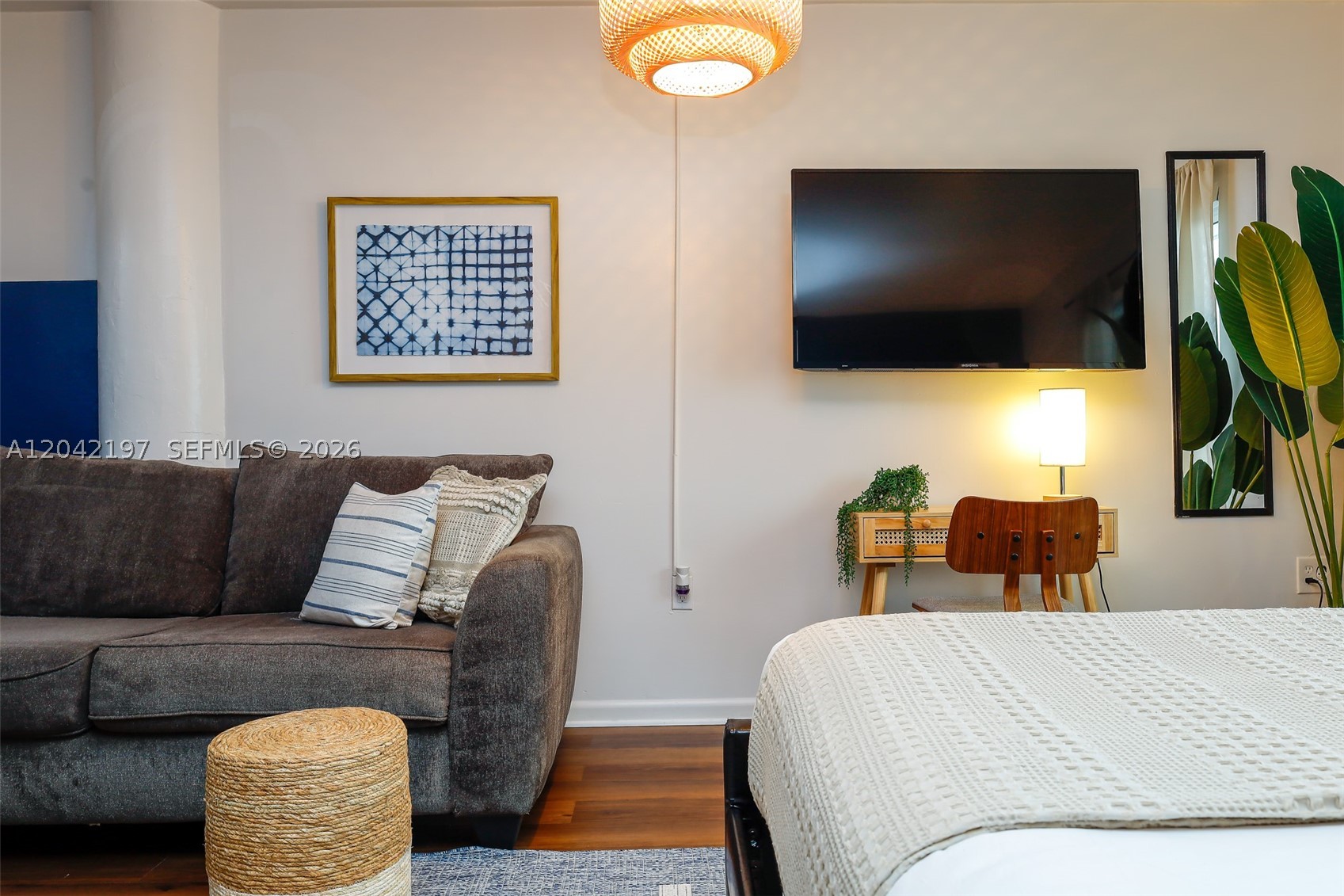BAYSHORE YACHT & TENNIS C - Residential