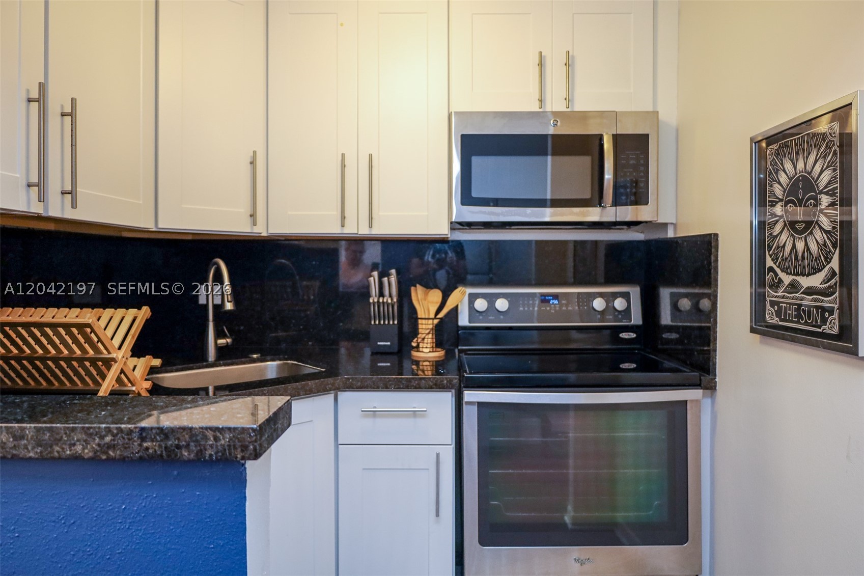 BAYSHORE YACHT & TENNIS C - Residential