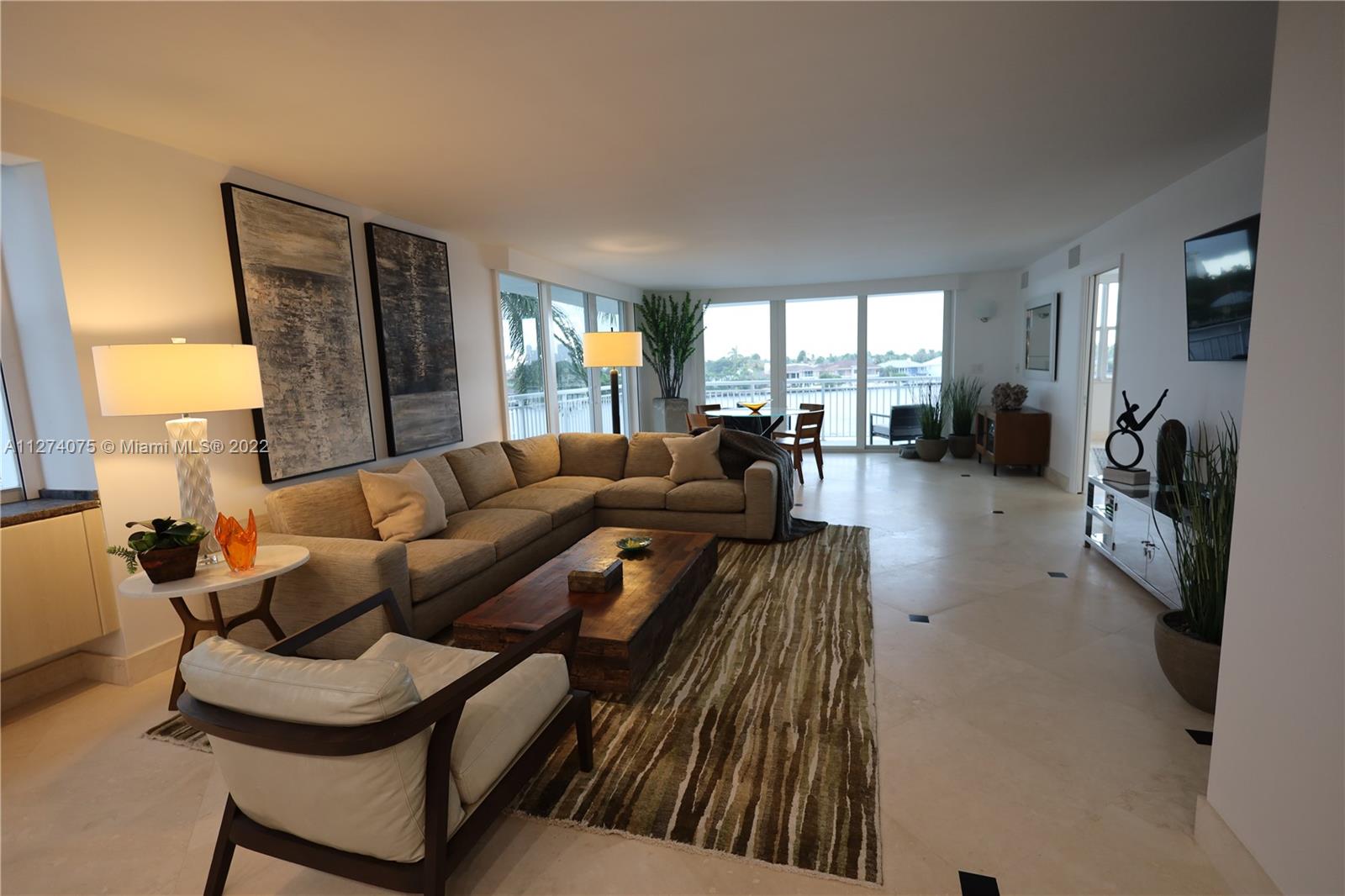 BAYSHORE TOWERS OF FT LAU - Residential Lease