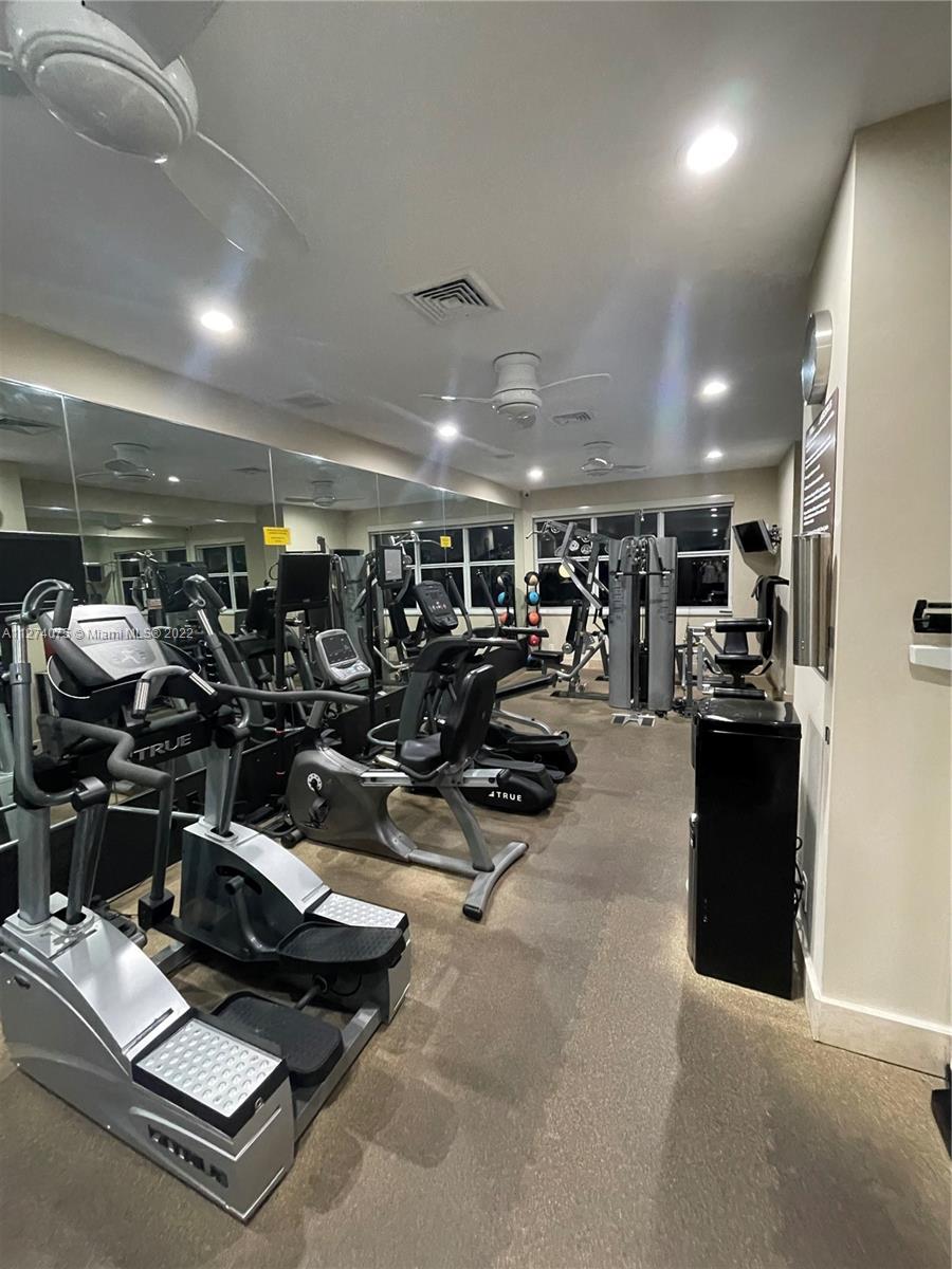 BAYSHORE TOWERS OF FT LAU - Residential Lease