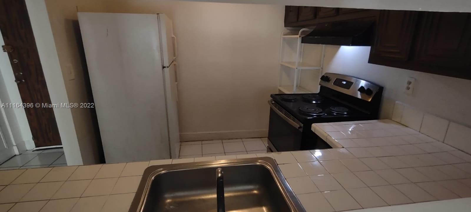 MONTECARLO CONDO - Residential Lease