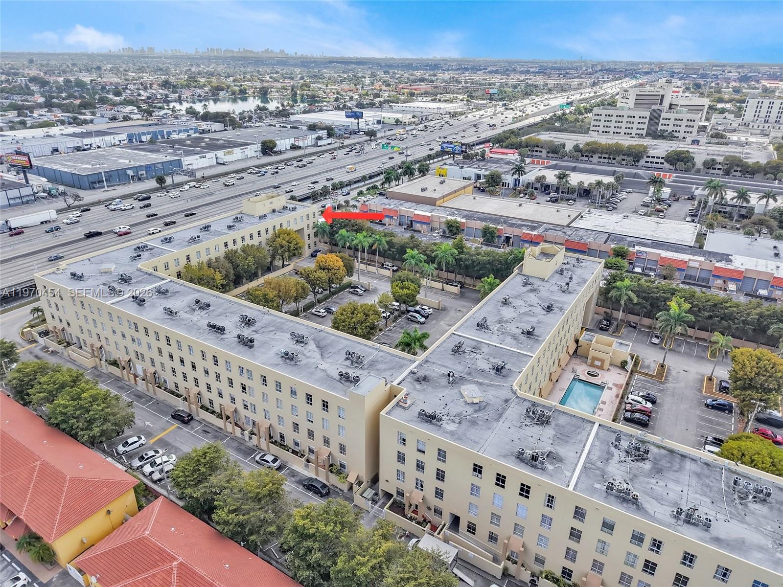 ROYAL PALMS CONDO - Residential