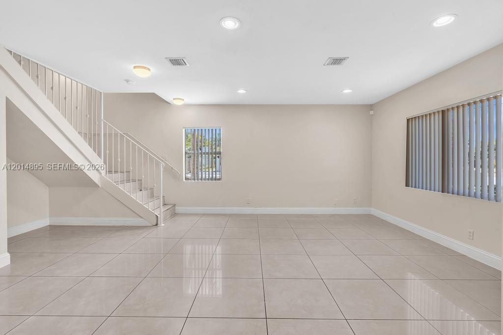 SEMINOLE FOREST - Residential Income