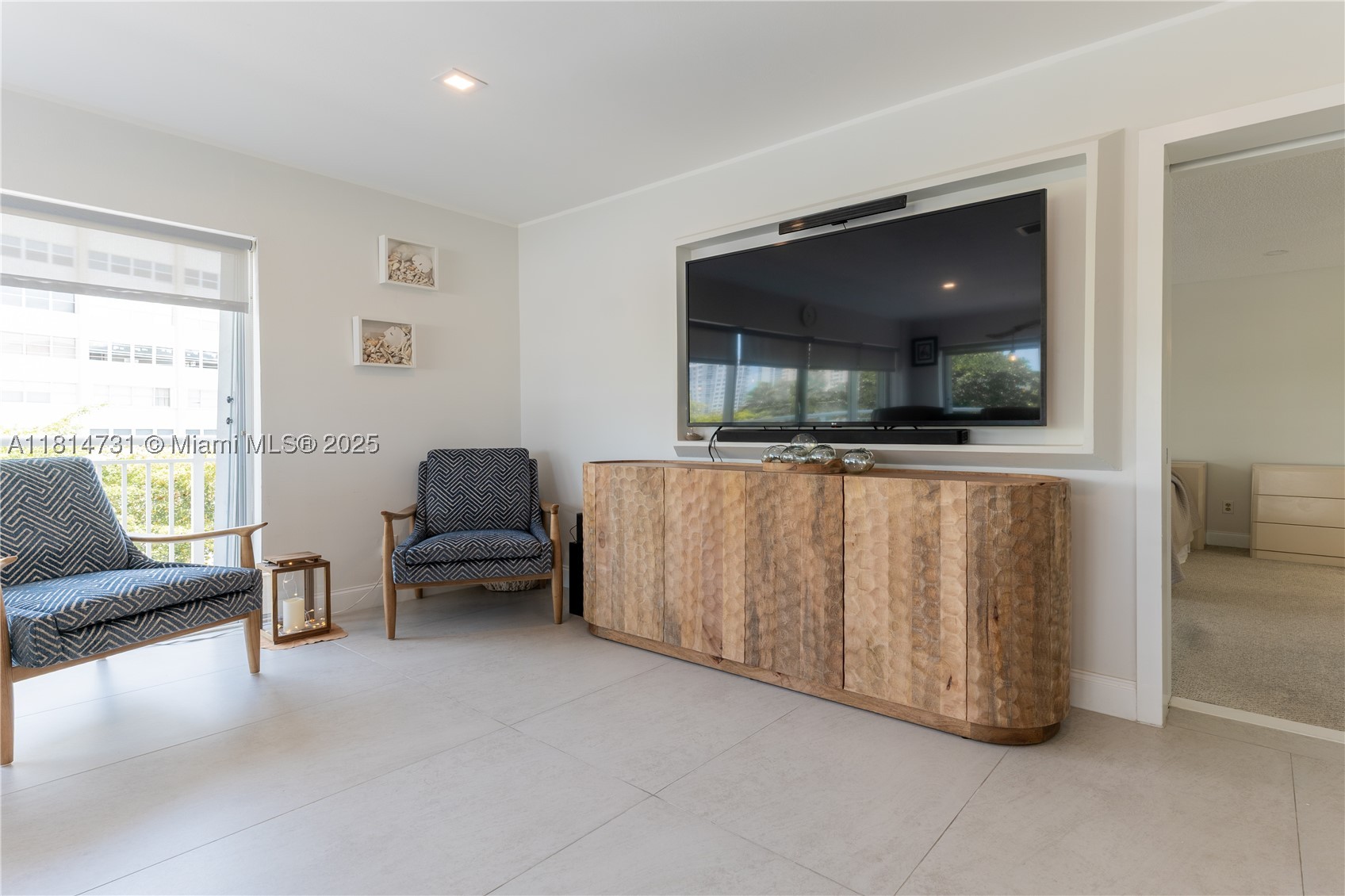 GOLDEN ISLES TOWERS CONDO - Residential