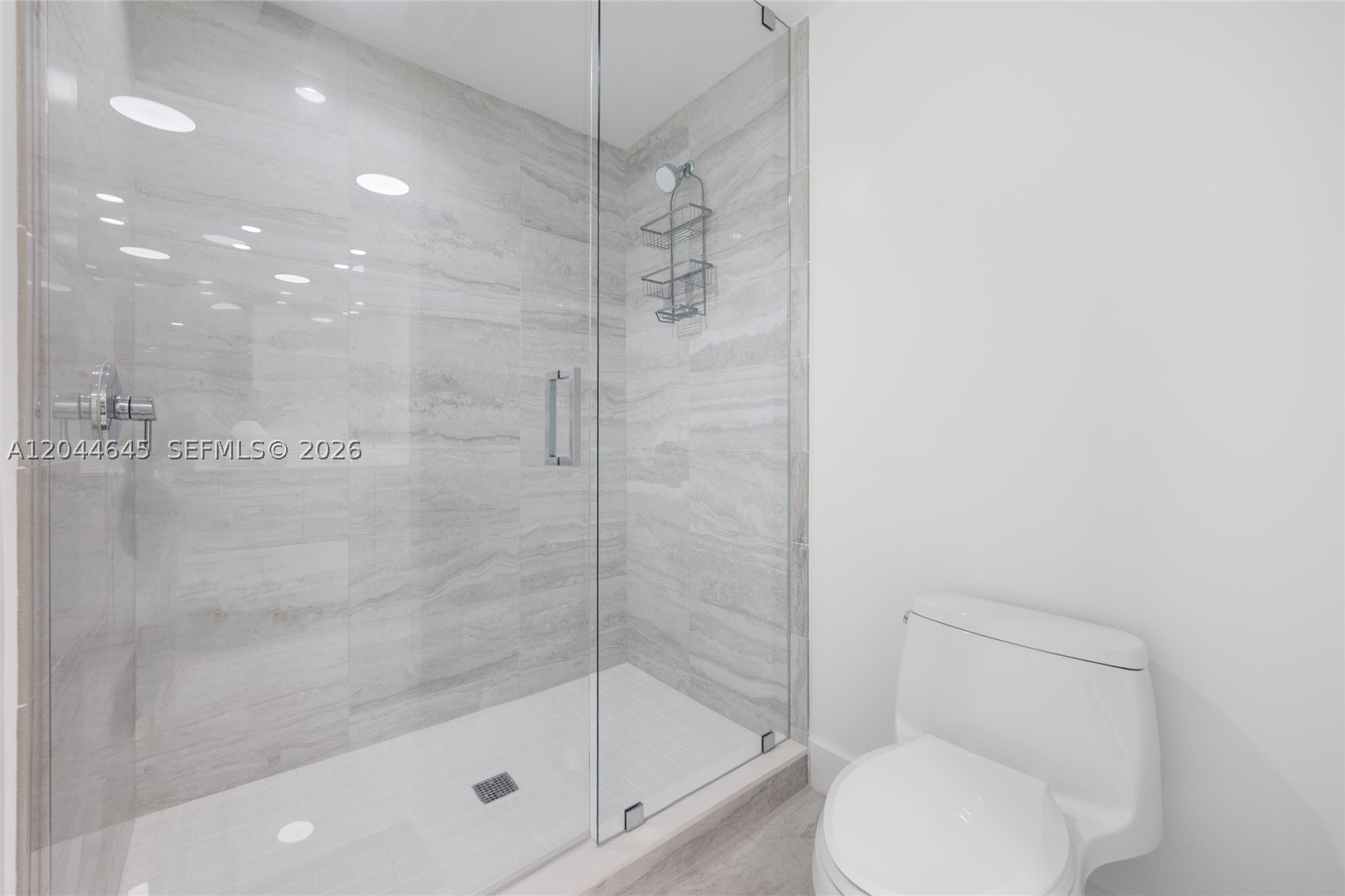 100 LAS OLAS CONDO - Residential