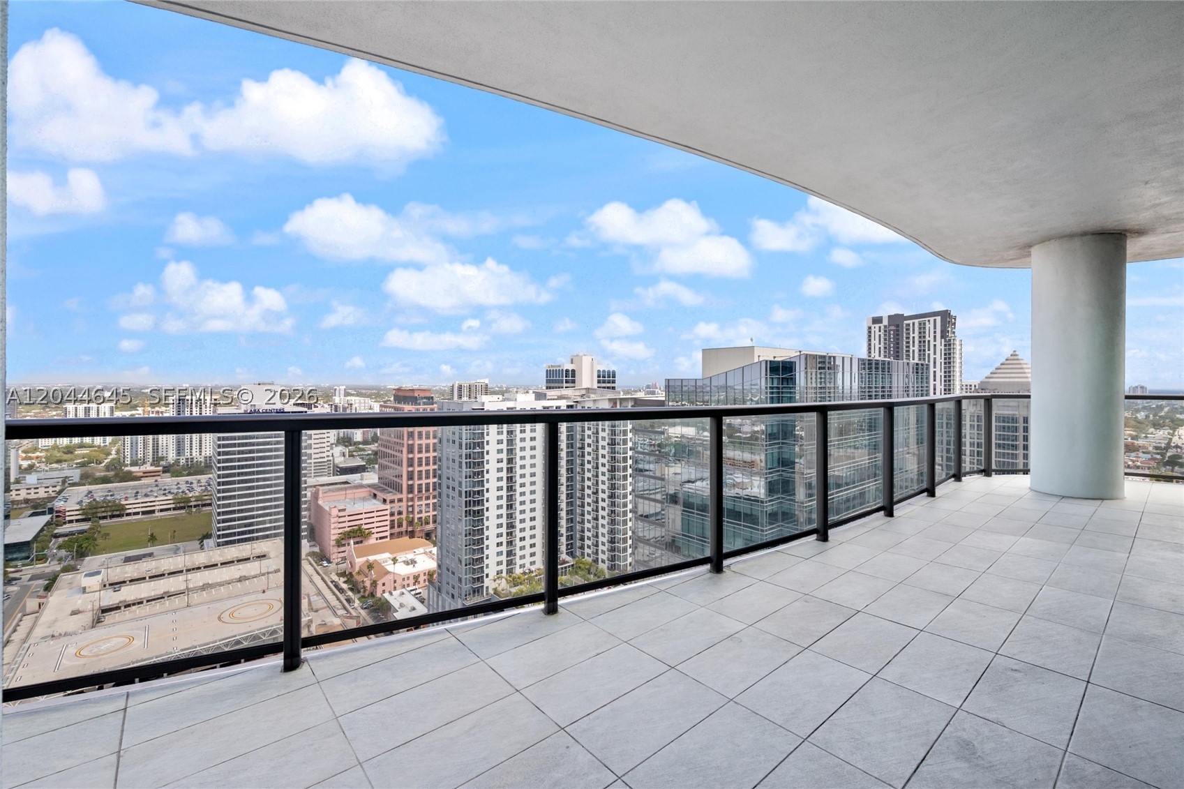 100 LAS OLAS CONDO - Residential