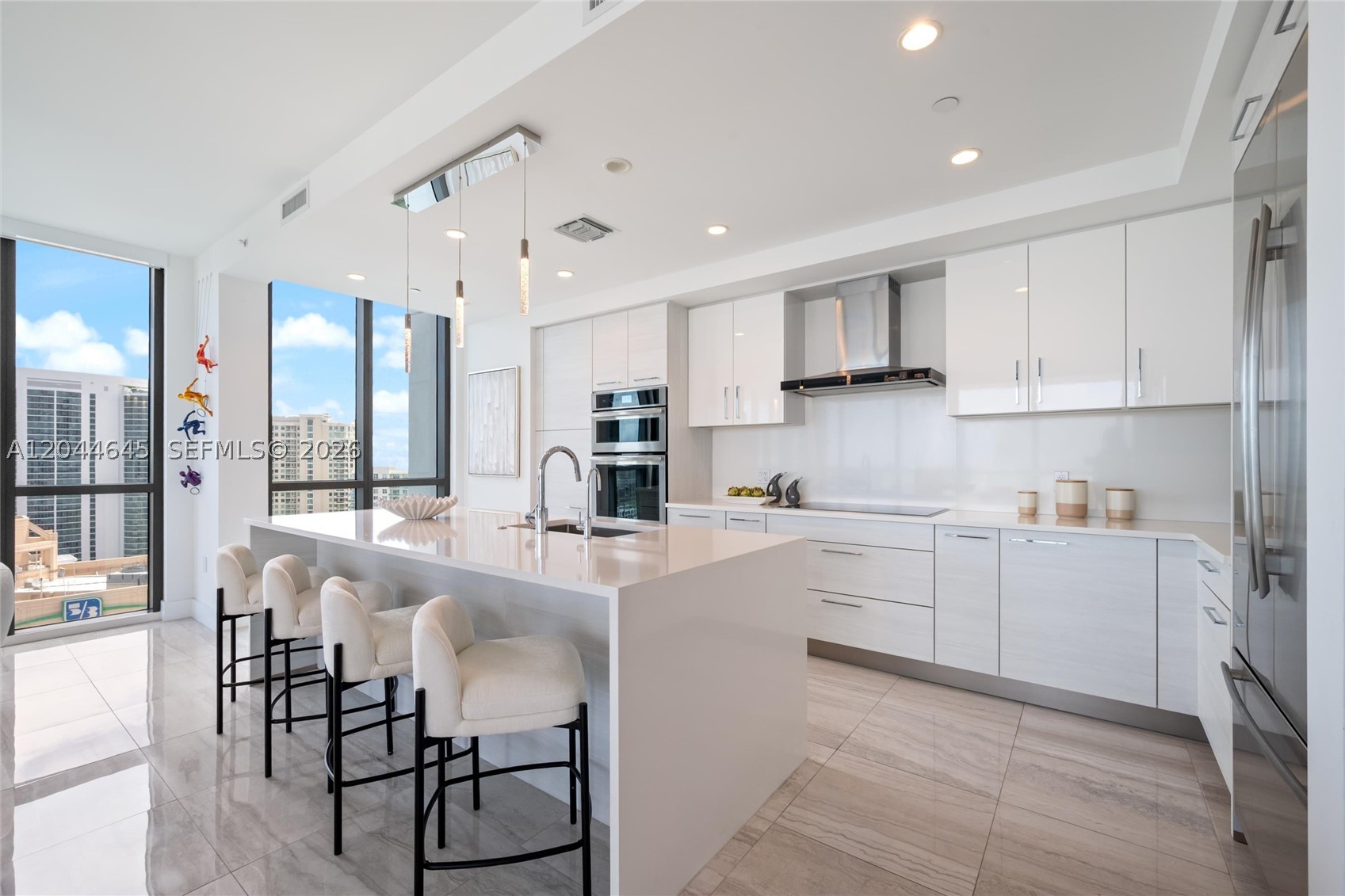 100 LAS OLAS CONDO - Residential
