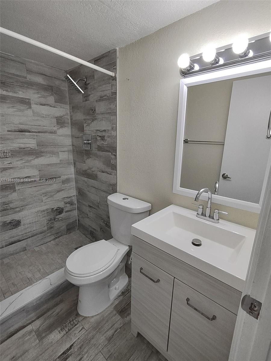 EL PALMAR CONDO - Residential Lease