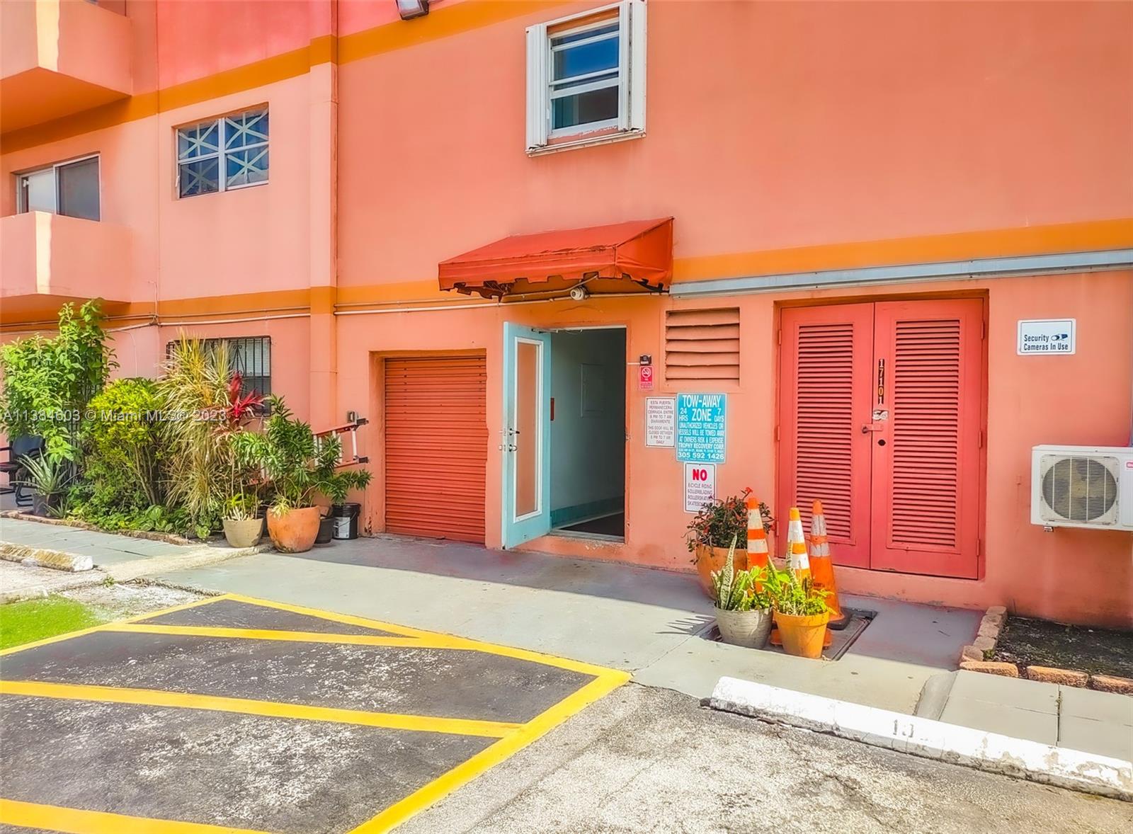 EL PALMAR CONDO - Residential Lease
