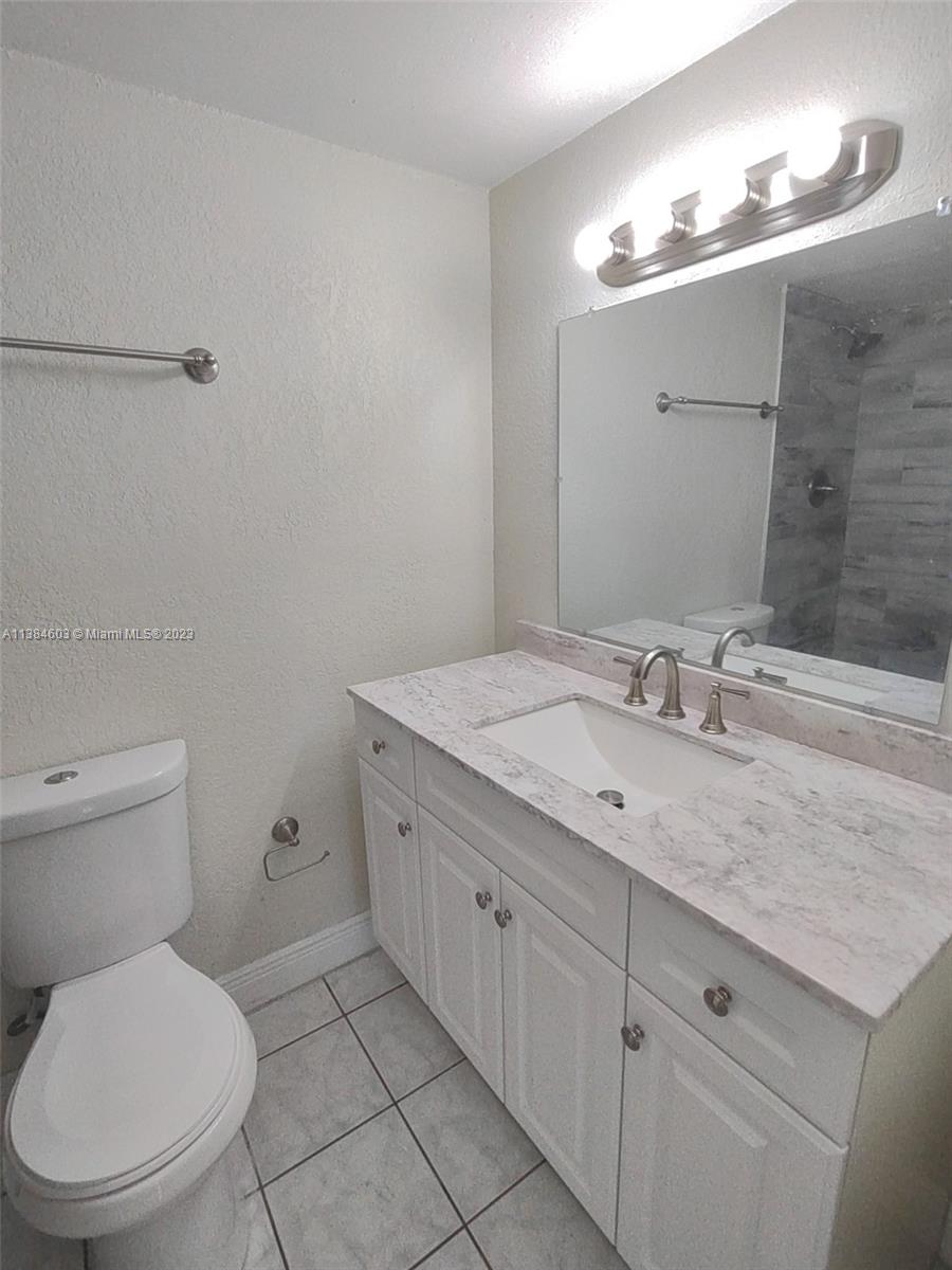 EL PALMAR CONDO - Residential Lease