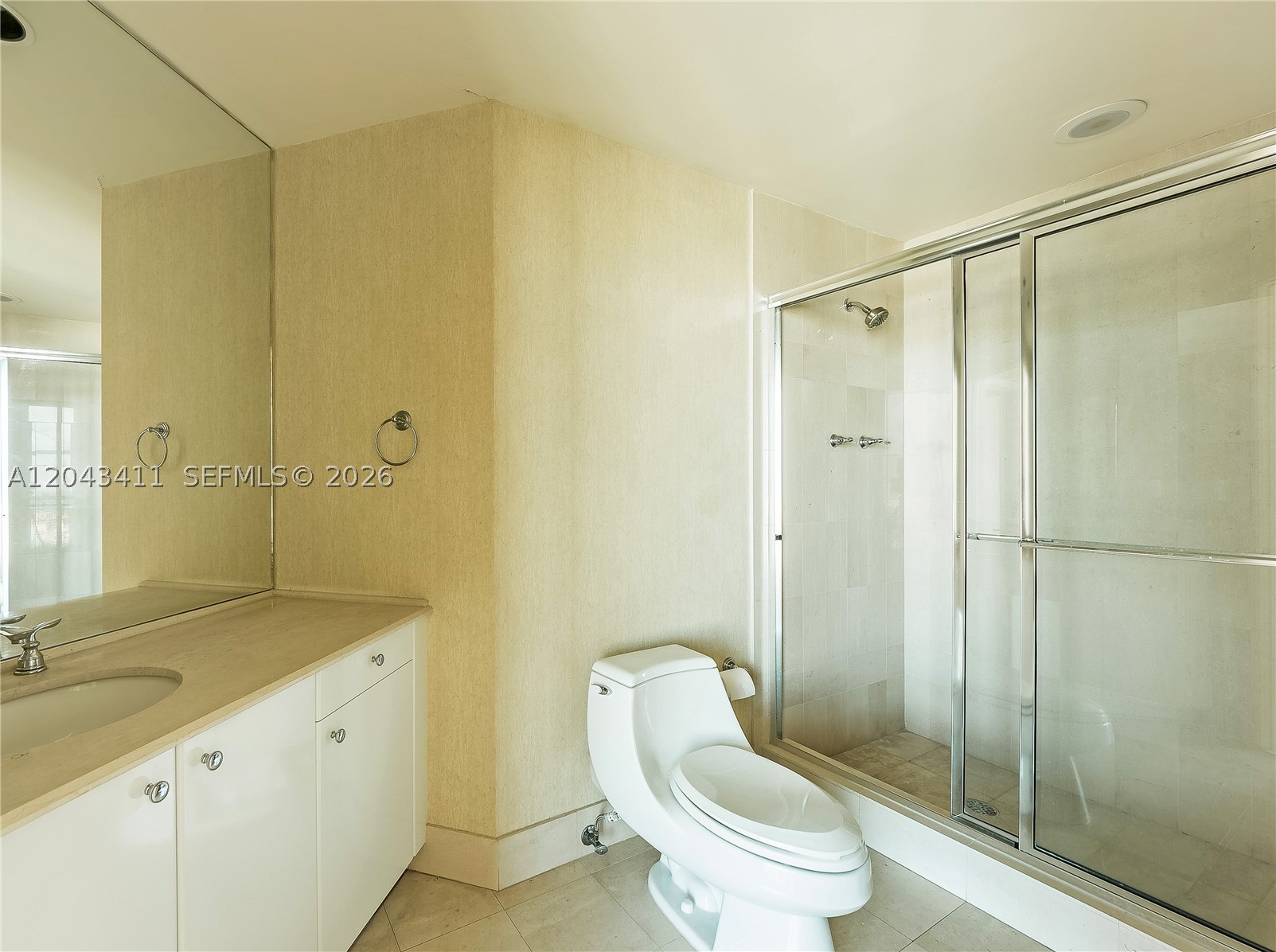 PORTOFINO TOWER CONDO - Residential Lease
