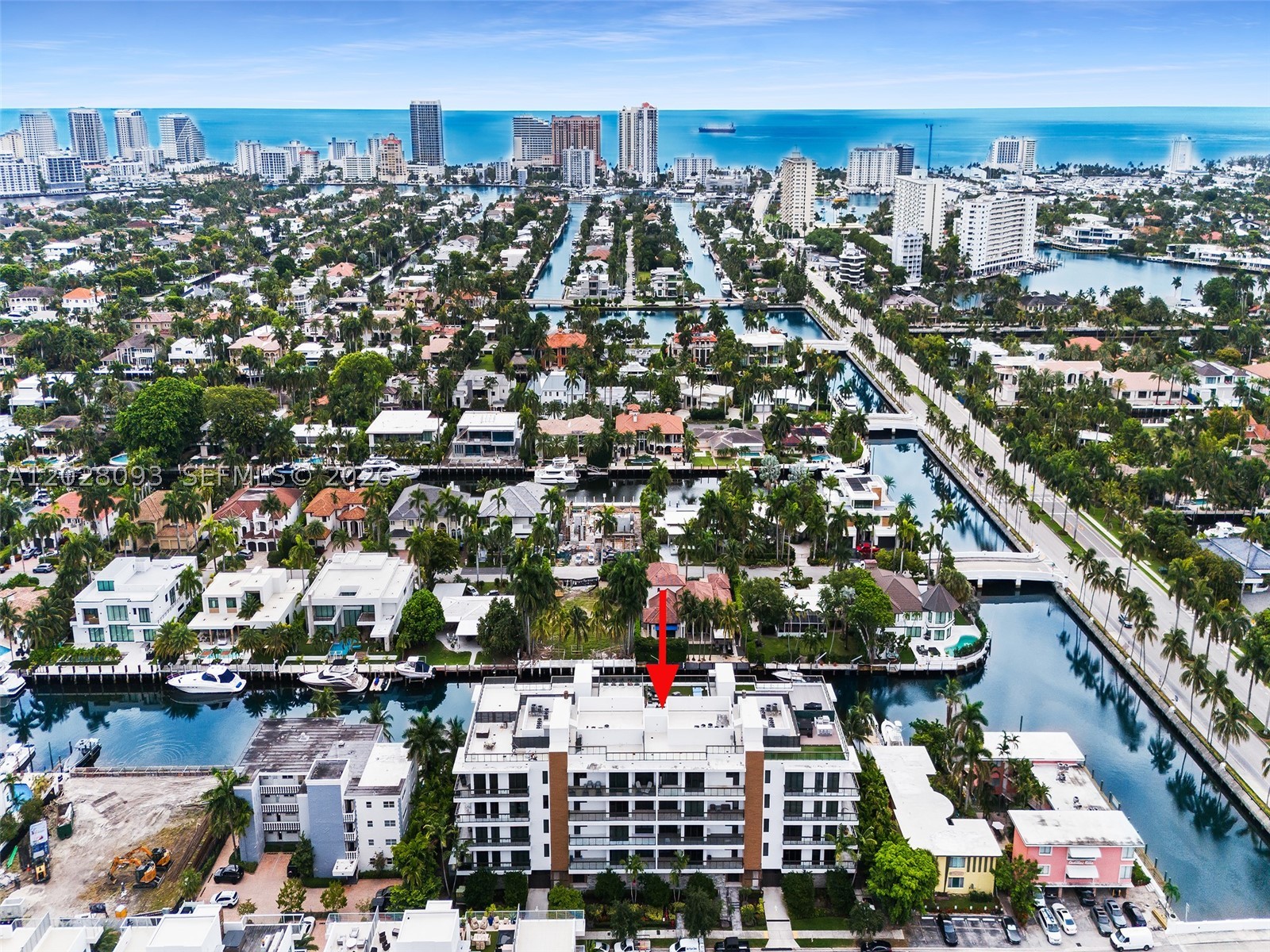 AQUALUNA LAS OLAS CONDO - Residential